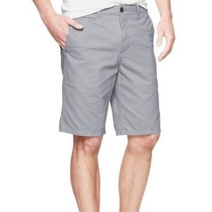 Gap Khakis Lived In Flat Front Shorts in Pilot Grey Size 34